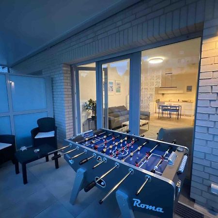 Luxurioeses Apartment,Neubau, 4 Personen, Parkplatz, Griechischer Stil بوخوم المظهر الخارجي الصورة