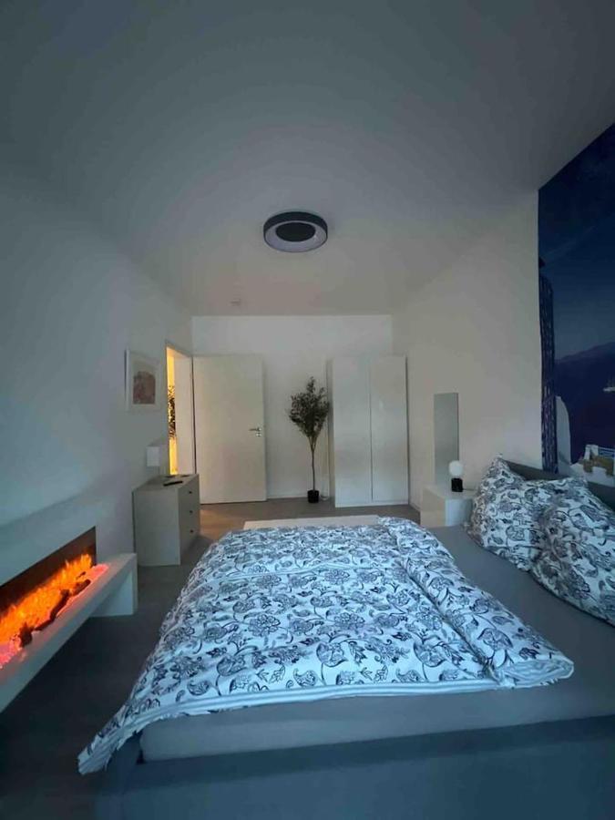 Luxurioeses Apartment,Neubau, 4 Personen, Parkplatz, Griechischer Stil بوخوم المظهر الخارجي الصورة