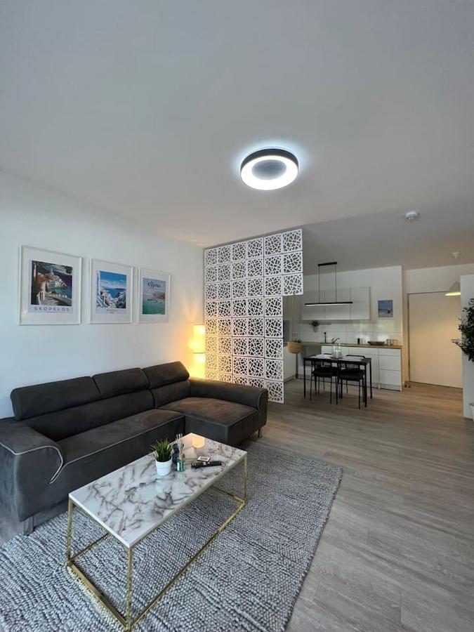 Luxurioeses Apartment,Neubau, 4 Personen, Parkplatz, Griechischer Stil بوخوم المظهر الخارجي الصورة