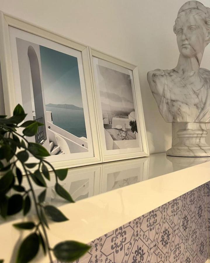 Luxurioeses Apartment,Neubau, 4 Personen, Parkplatz, Griechischer Stil بوخوم المظهر الخارجي الصورة