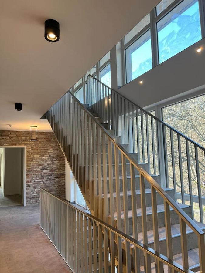 Luxurioeses Apartment,Neubau, 4 Personen, Parkplatz, Griechischer Stil بوخوم المظهر الخارجي الصورة