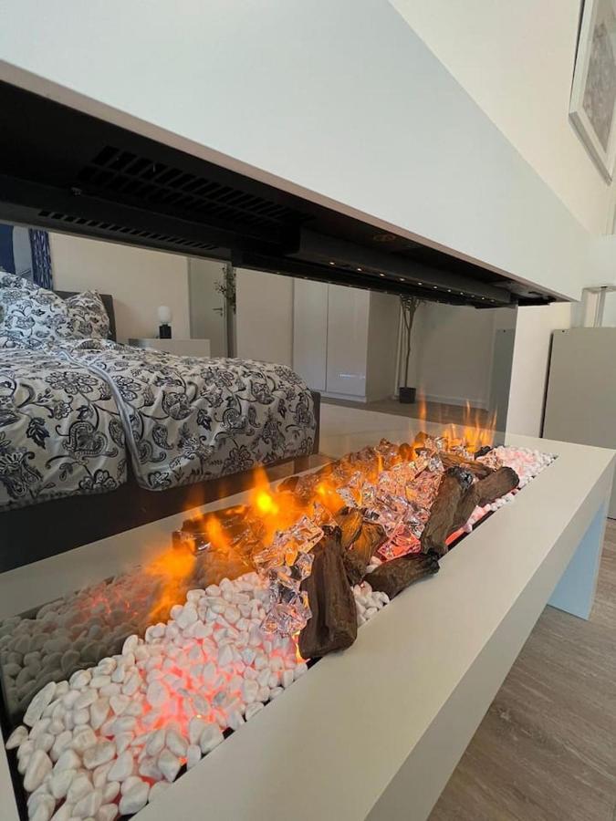 Luxurioeses Apartment,Neubau, 4 Personen, Parkplatz, Griechischer Stil بوخوم المظهر الخارجي الصورة