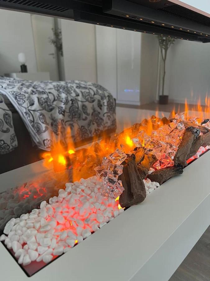 Luxurioeses Apartment,Neubau, 4 Personen, Parkplatz, Griechischer Stil بوخوم المظهر الخارجي الصورة